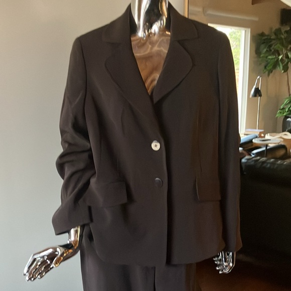 Planet women’s suit - Picture 2 of 7